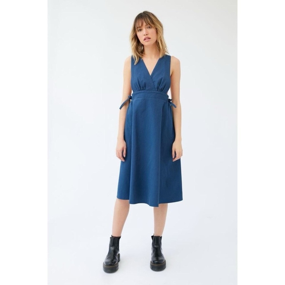 Urban Outfitters Blue London Surplice Apron Midi Dress